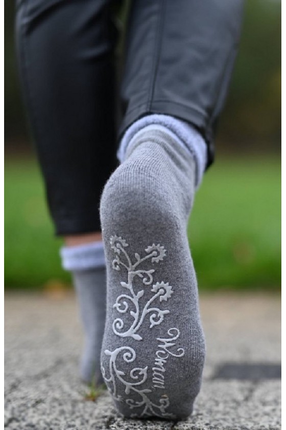 Teplé ponožky s protišmykovou podrážkou